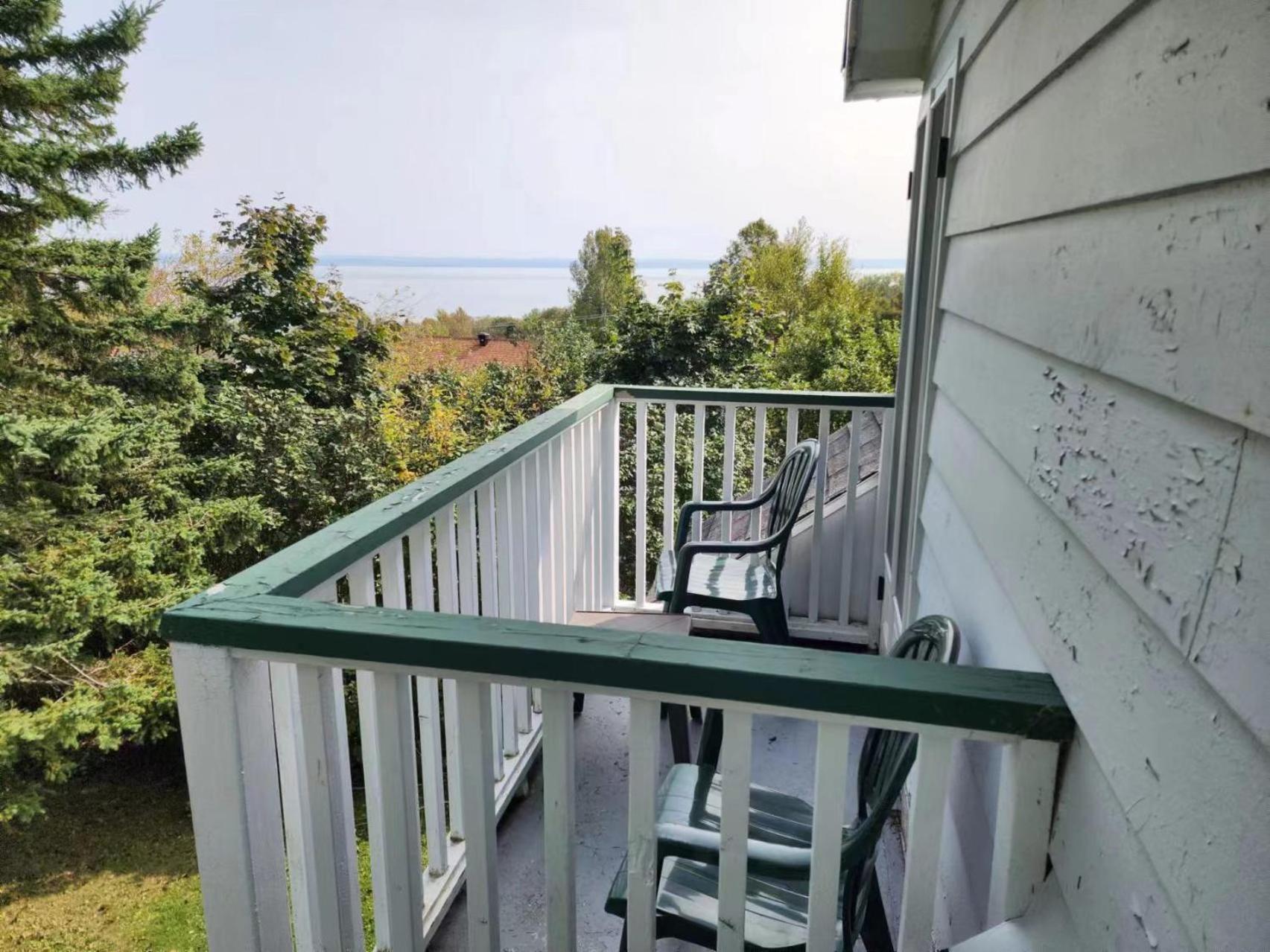 Auberge Des Nuages La Malbaie Exterior foto